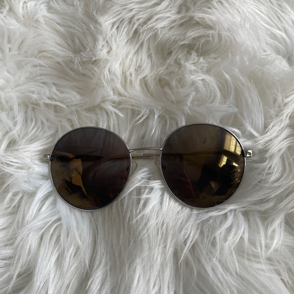 Kate Spade Saturday Let Loose! Round Sunglasses